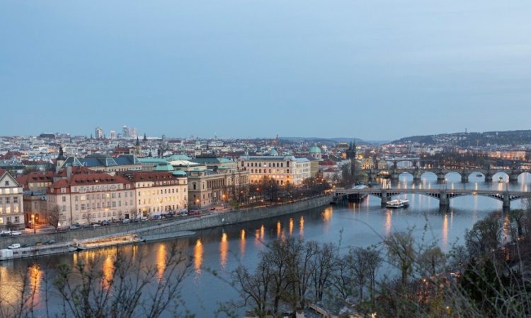 na slici je grad oslo