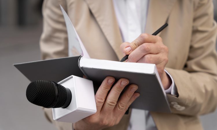 female-journalist-taking-notes (1)