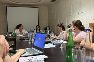 Zajednicki rad na projektu u poslovnim prostorijama