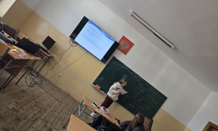 m!M održala radionicu o digitalnom otisku u JU OŠ „Mustafa Pećanin“